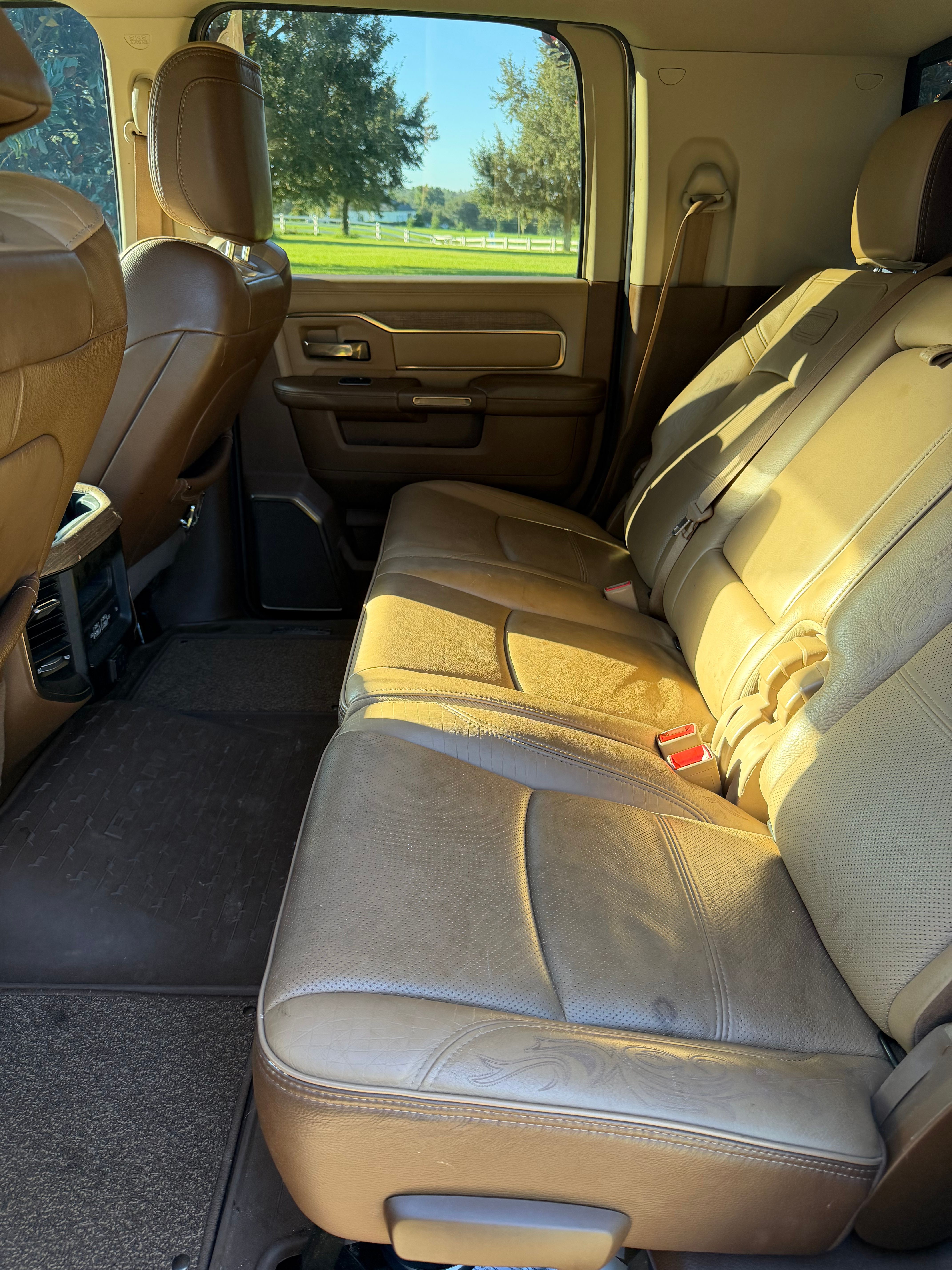 Used 2022 RAM 2500 Limited AWD/4WD image 14