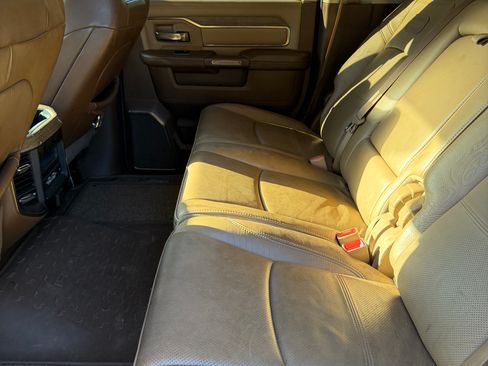 Used 2022 RAM 2500 Limited AWD/4WD image 14