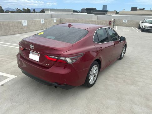 Used 2022 Toyota Camry LE FWD image 2