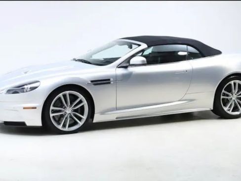 Used 2011 Aston Martin DBS Volante RWD image 2