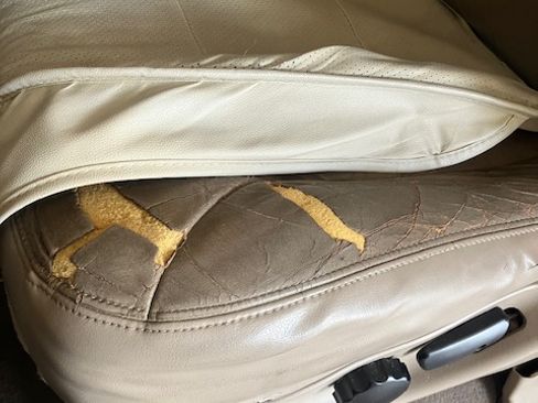 Used 2001 Ford Excursion Limited image 17