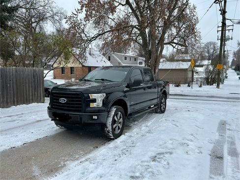 Used 2016 Ford F150 XLT w/ Equipment Group 302A Luxury image 2
