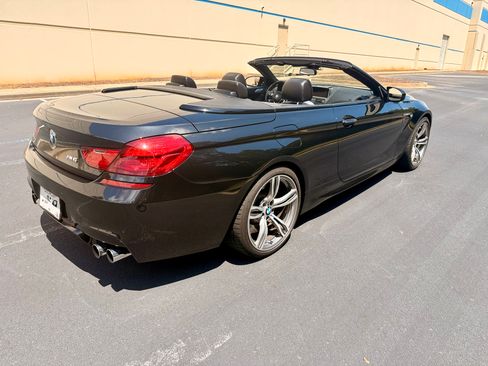 Used 2016 BMW M6 Convertible RWD image 5