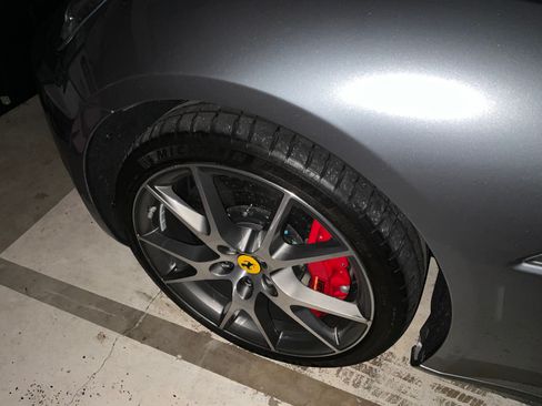 Used 2012 Ferrari California image 12