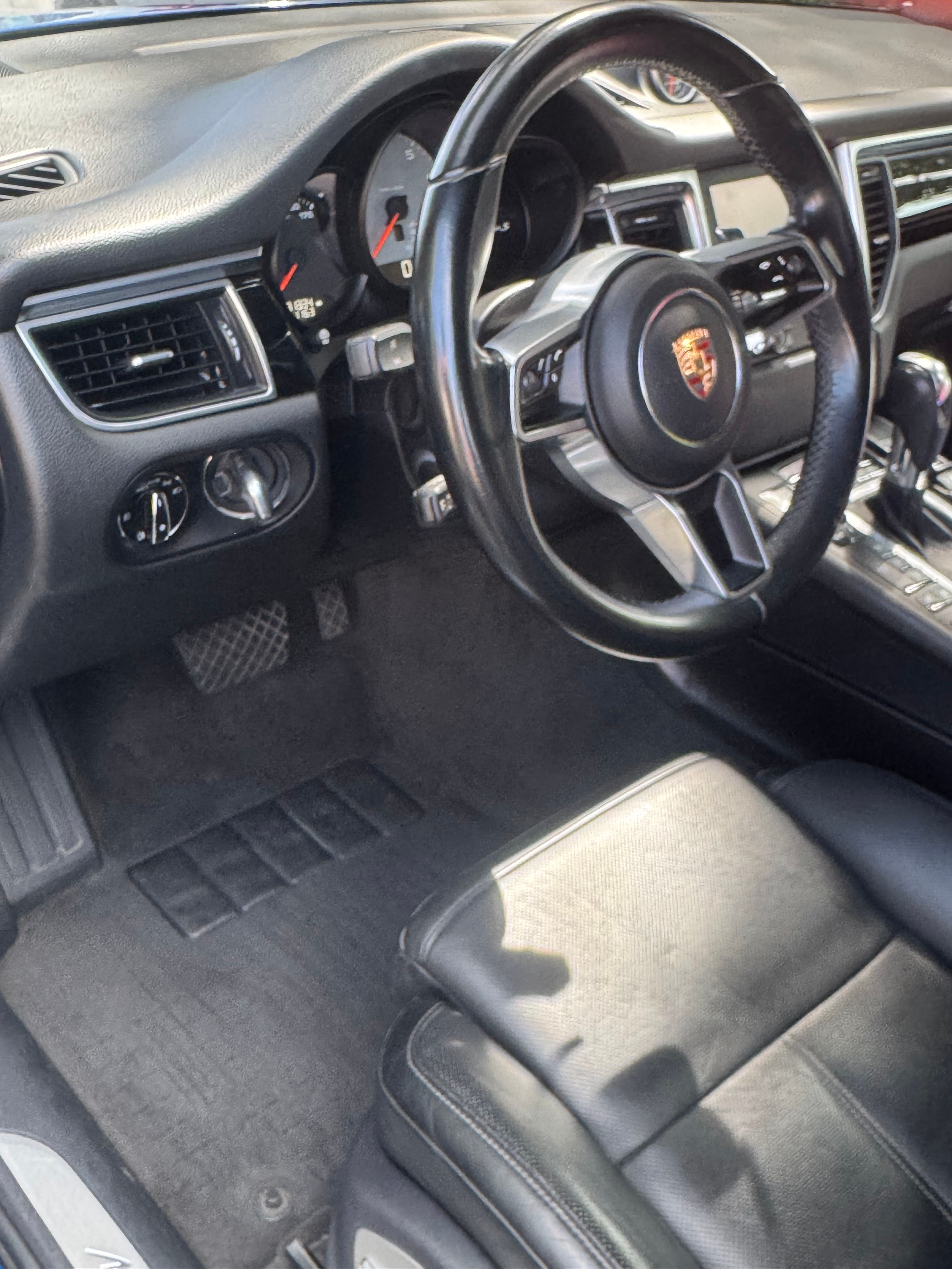 Used 2015 Porsche Macan S AWD/4WD image 5