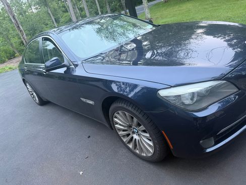Used 2012 BMW 750Li xDrive AWD/4WD image 4