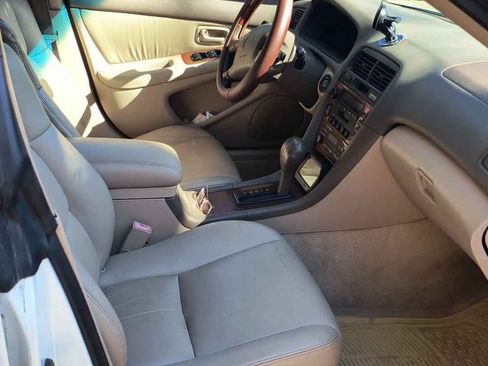 Used 2001 Lexus ES 330 image 11