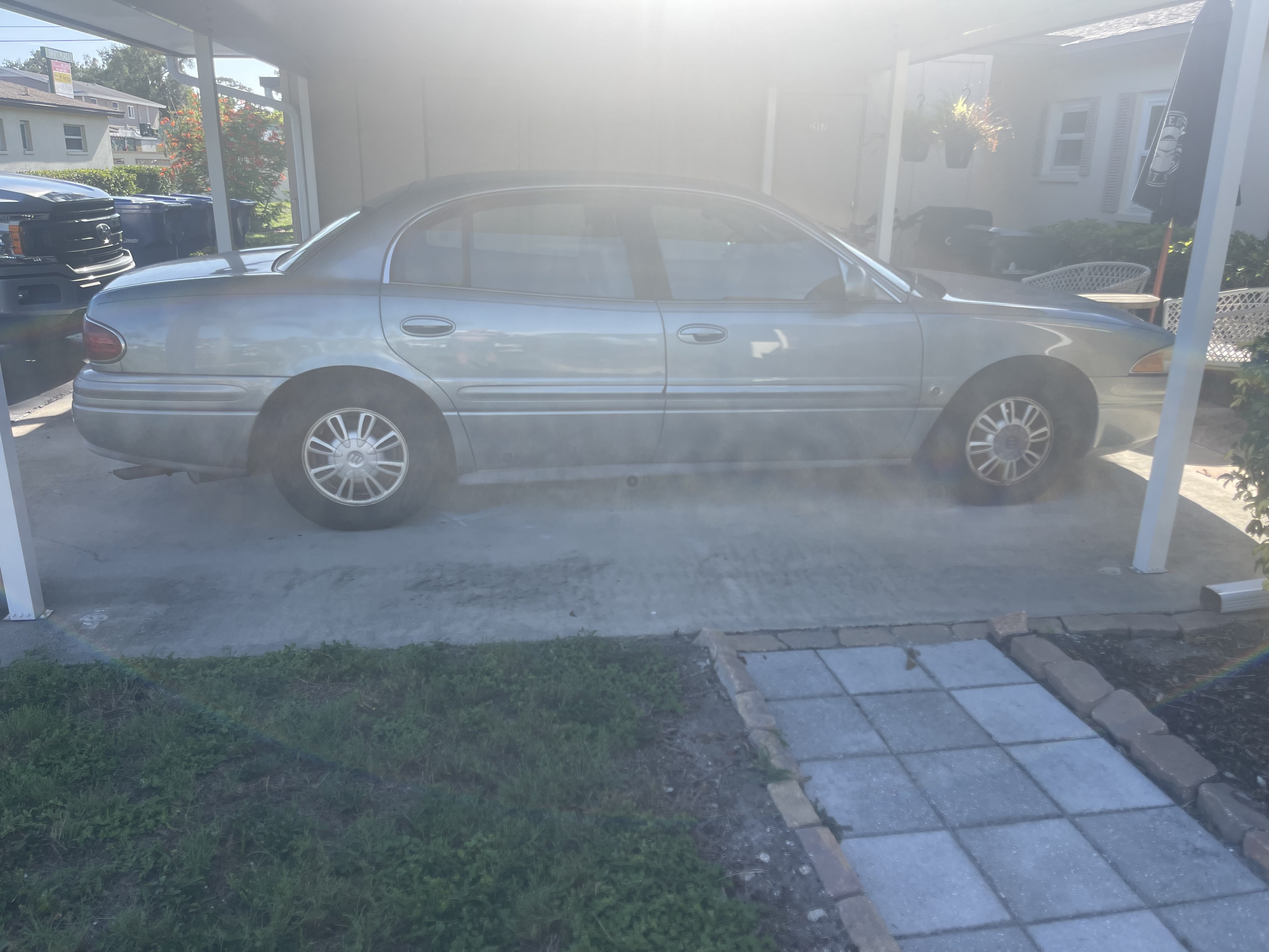 Used 2003 Buick Le Sabre Limited FWD image 2