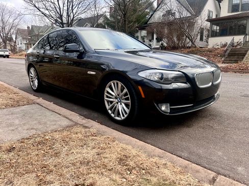 Used 2011 BMW 550i Sedan RWD image 15