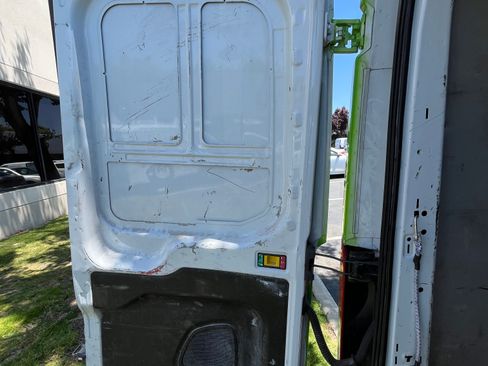 Used 2019 Ford Transit 250 148 Medium Roof image 12