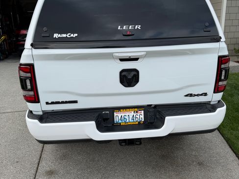 Used 2024 RAM 2500 Laramie w/ Night Edition AWD/4WD image 5