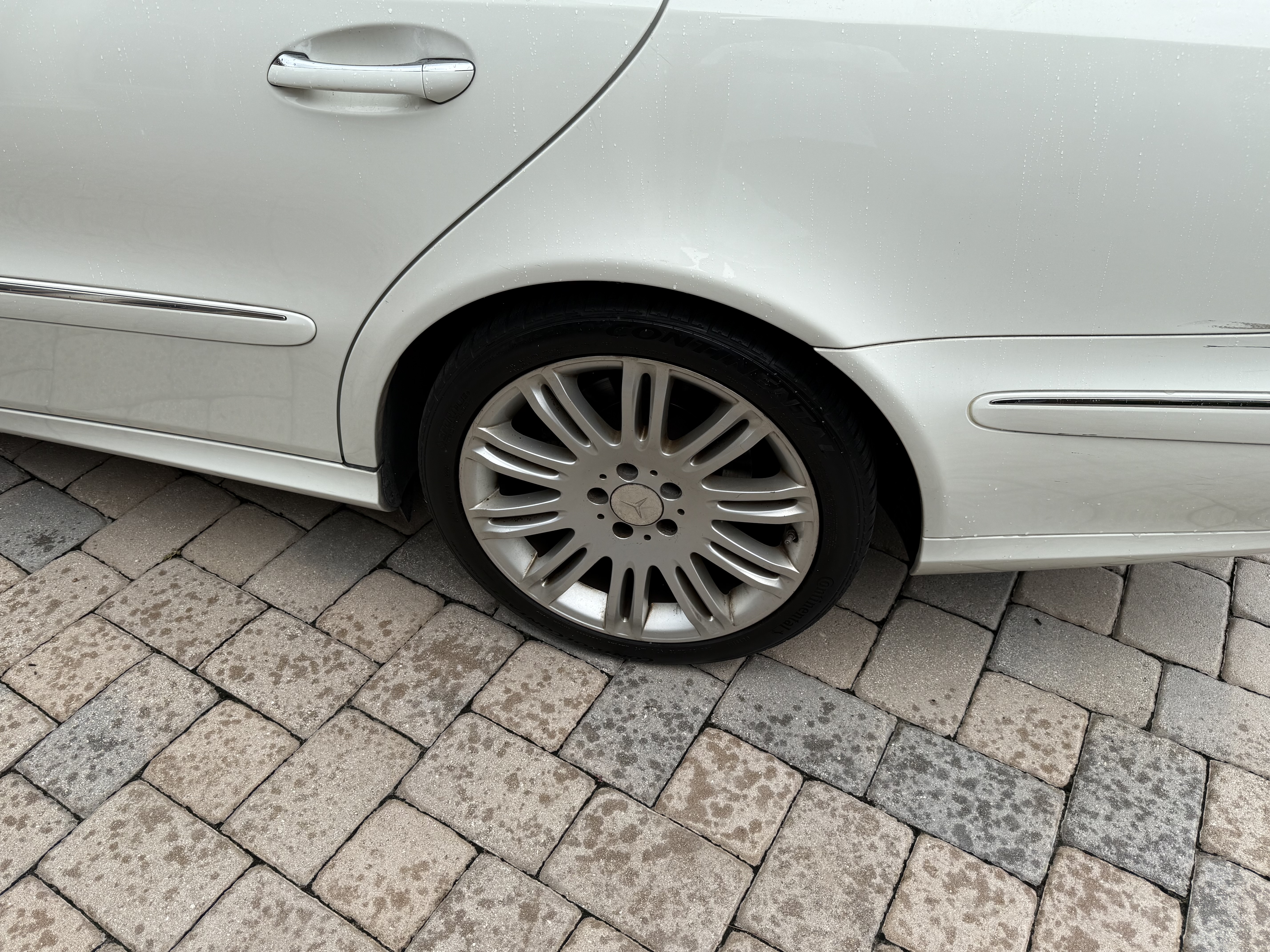 Used 2008 Mercedes-Benz E 350 Sedan image 8