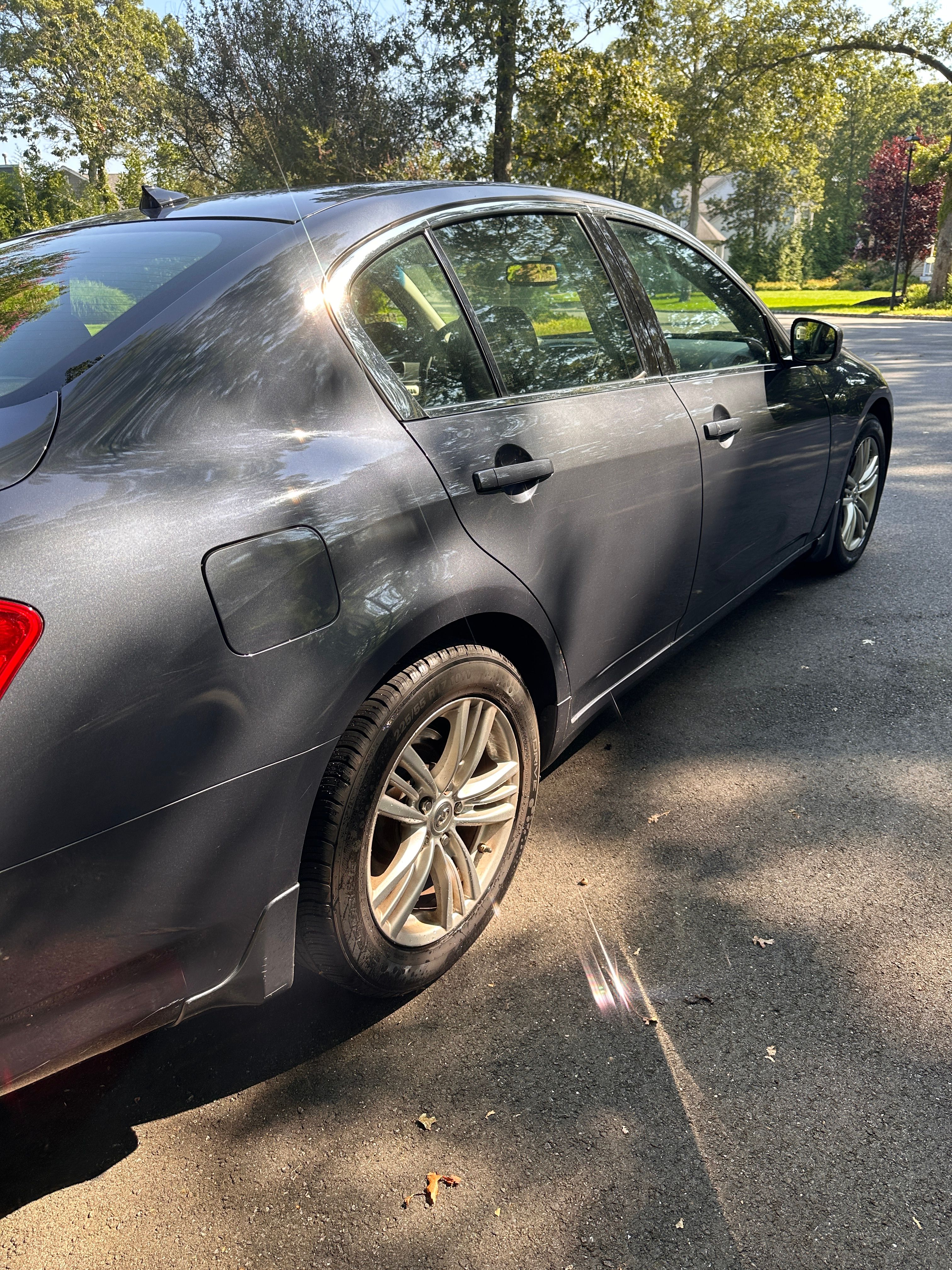 Used 2012 INFINITI G37 x Sedan w/ Premium Pkg AWD/4WD image 8