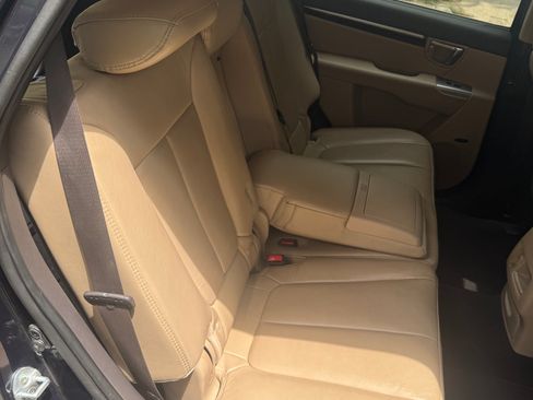 Used 2011 Hyundai Santa Fe Limited FWD image 8