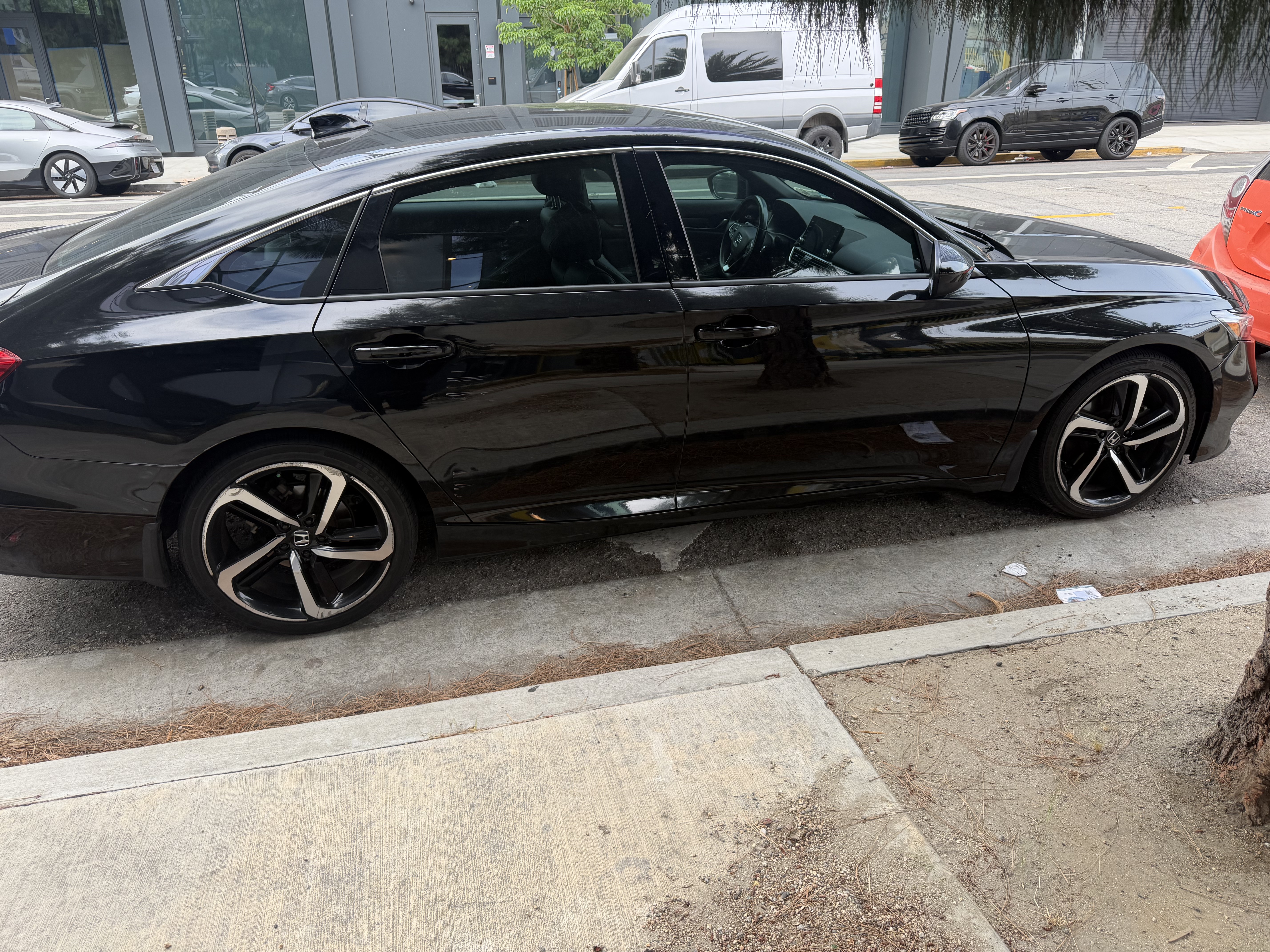 Used 2019 Honda Accord Sport image 5