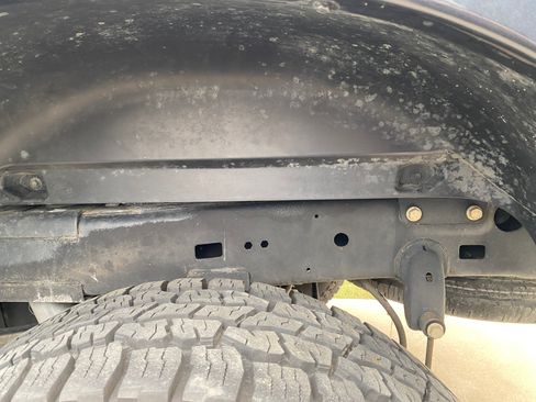 Used 2018 RAM 2500 Tradesman w/ Chrome Appearance Group image 28