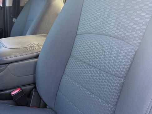 Used 2013 RAM 1500 Express image 11