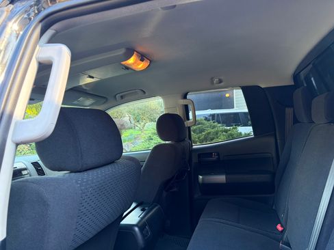 Used 2010 Toyota Tundra 4x4 Double Cab image 24