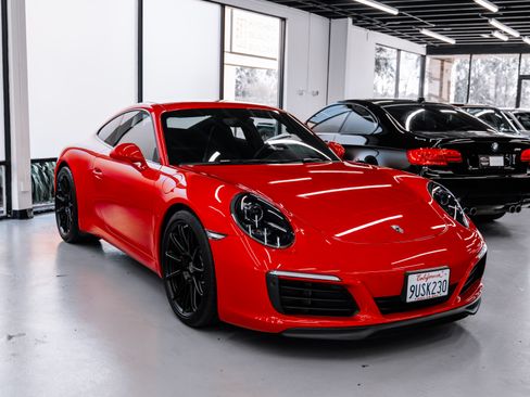 Used 2017 Porsche 911 Carrera image 25