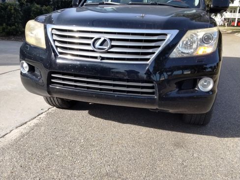 Used 2009 Lexus LX 570 4WD image 1