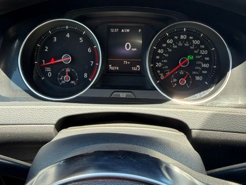 Used 2015 Volkswagen GTI S FWD image 11