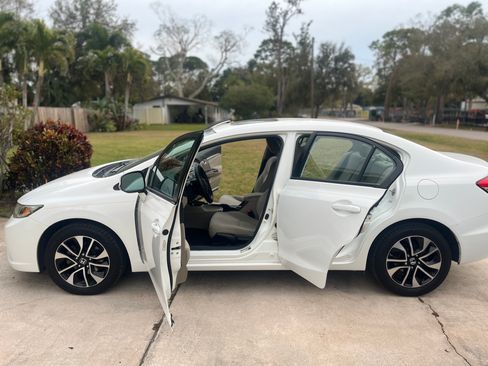 Used 2013 Honda Civic EX image 4