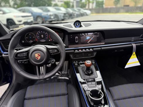 Used 2025 Porsche 911 Carrera T image 15