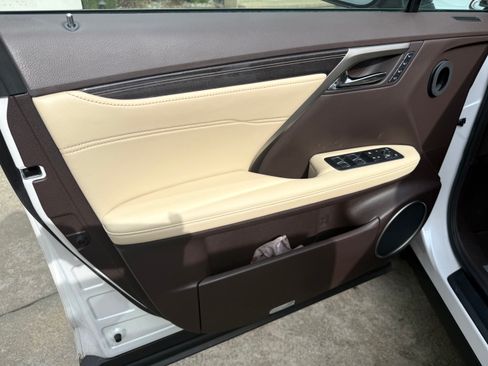 Used 2016 Lexus RX 350 AWD w/ Luxury Package image 13