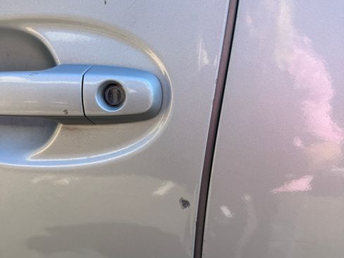 Used 2013 Scion xD image 22