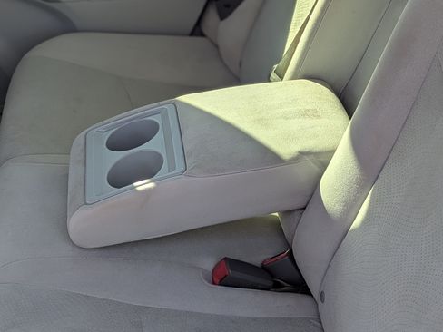 Used 2015 Toyota Prius Two image 12