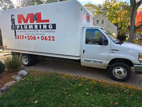 Used 2016 Ford E-350 and Econoline 350 Super Duty image 5