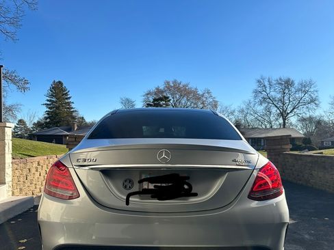Used 2017 Mercedes-Benz C 300 4MATIC Sedan image 2
