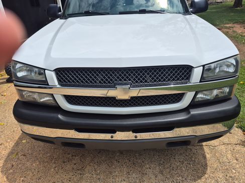 Used 2005 Chevrolet Silverado 1500 LS w/ Light Duty Power Package image 15