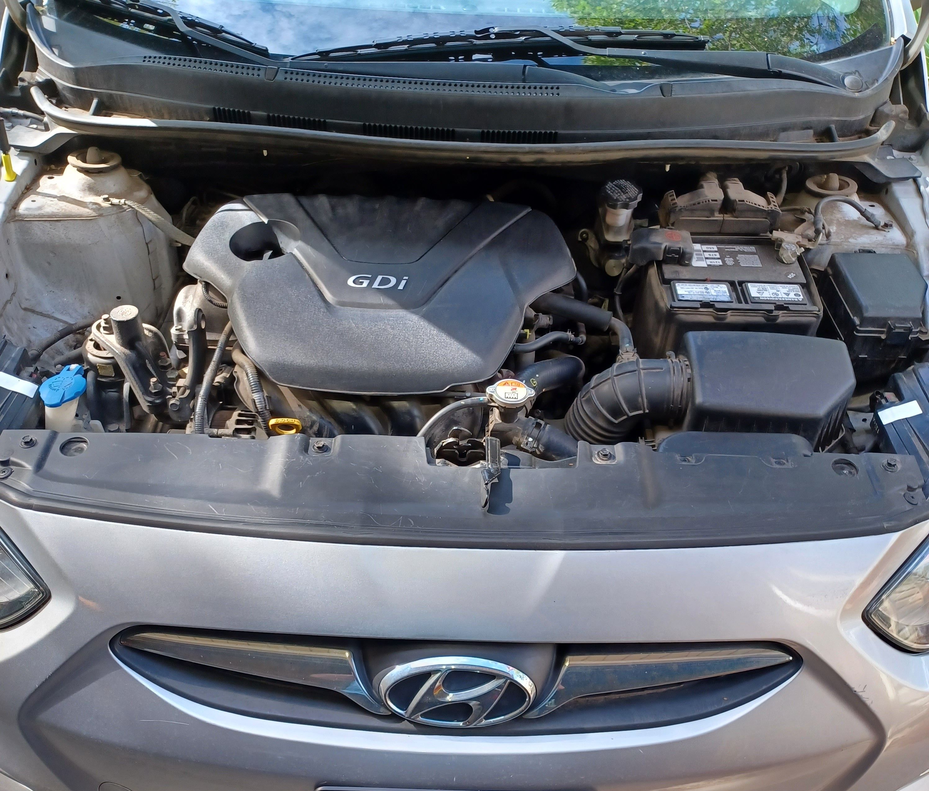 Used 2013 Hyundai Accent SE FWD image 20