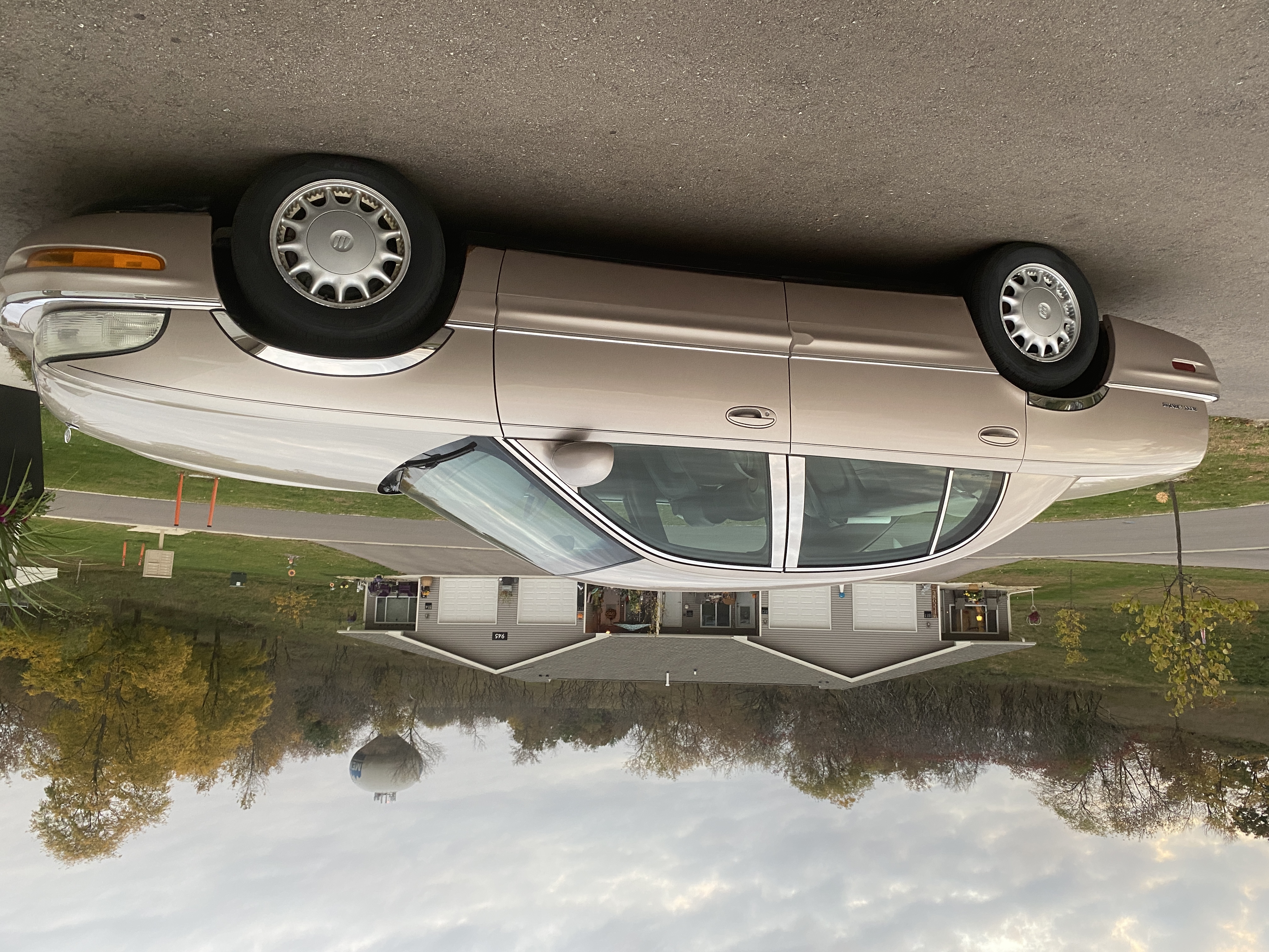Used 1999 Buick Park Avenue FWD image 8