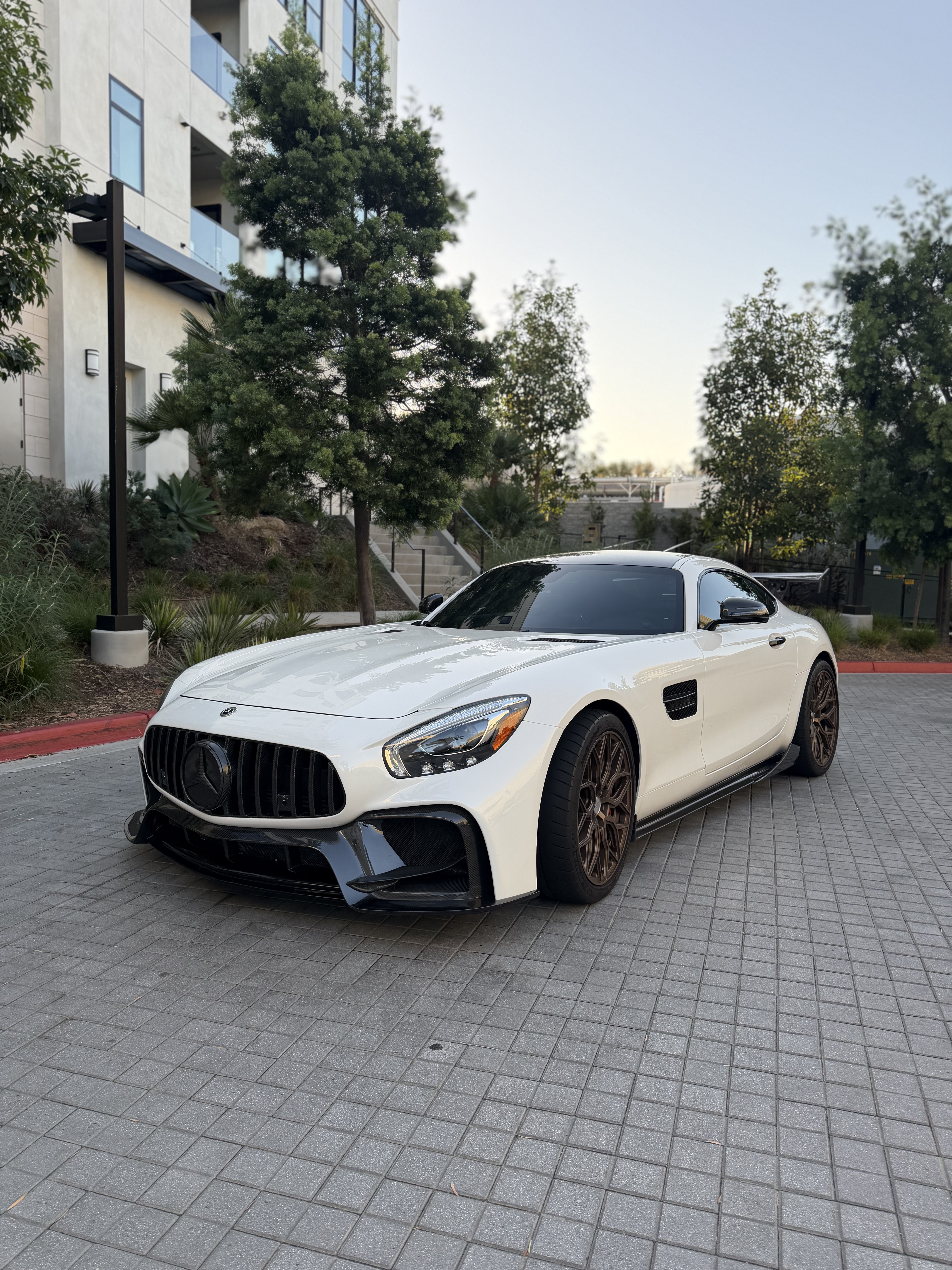 Used 2016 Mercedes-Benz AMG GT S w/ Exclusive Interior Package image 2