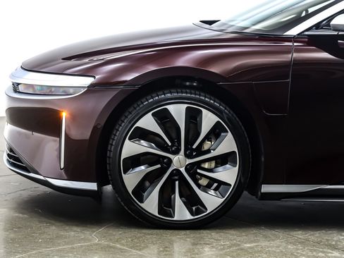 Used 2022 Lucid Air Grand Touring image 6