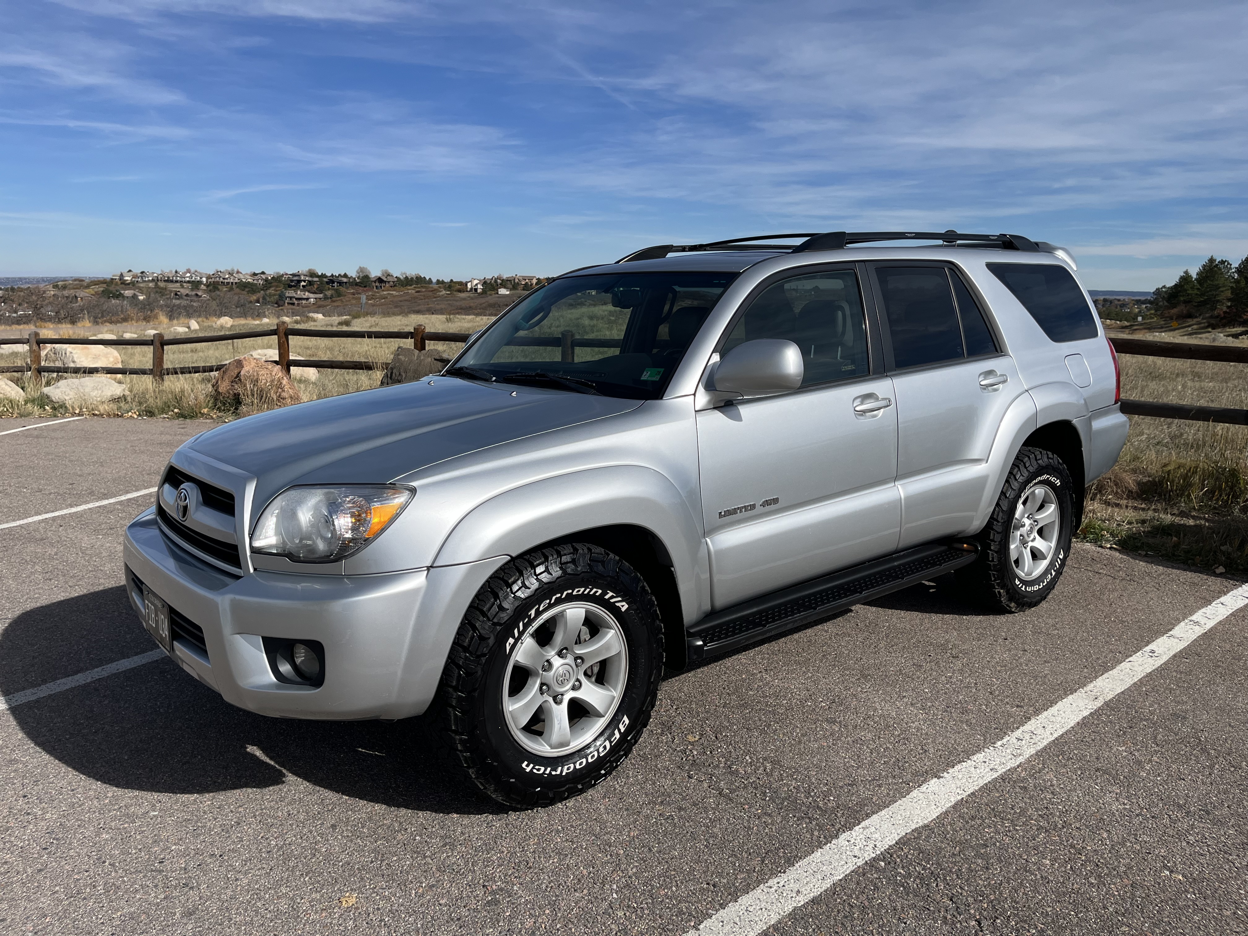 Used 2008 Toyota 4Runner Limited w/ Limited Extra Value Pkg 1 AWD/4WD image 8
