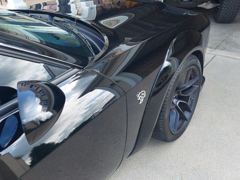 Used 2019 Dodge Challenger SRT Hellcat image 24