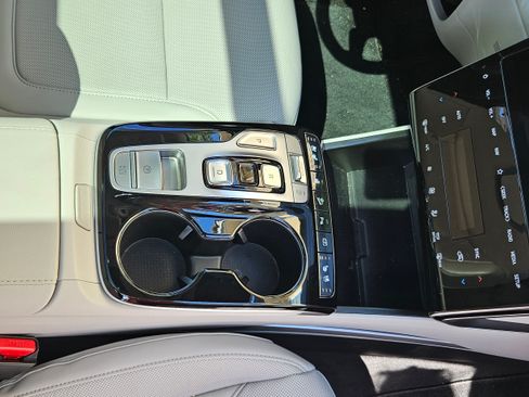 Used 2024 Hyundai Tucson Limited image 19