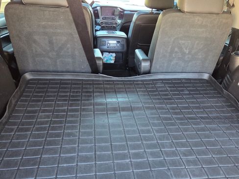 Used 2018 Chevrolet Tahoe Premier image 12