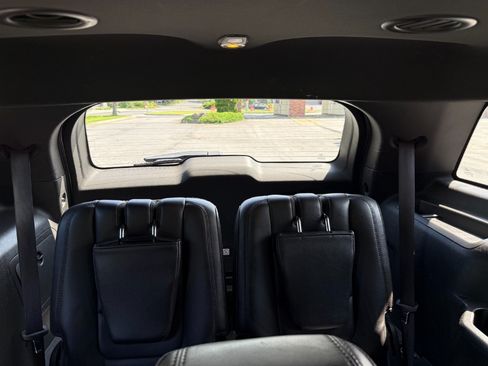 Used 2013 Ford Explorer XLT AWD/4WD image 19
