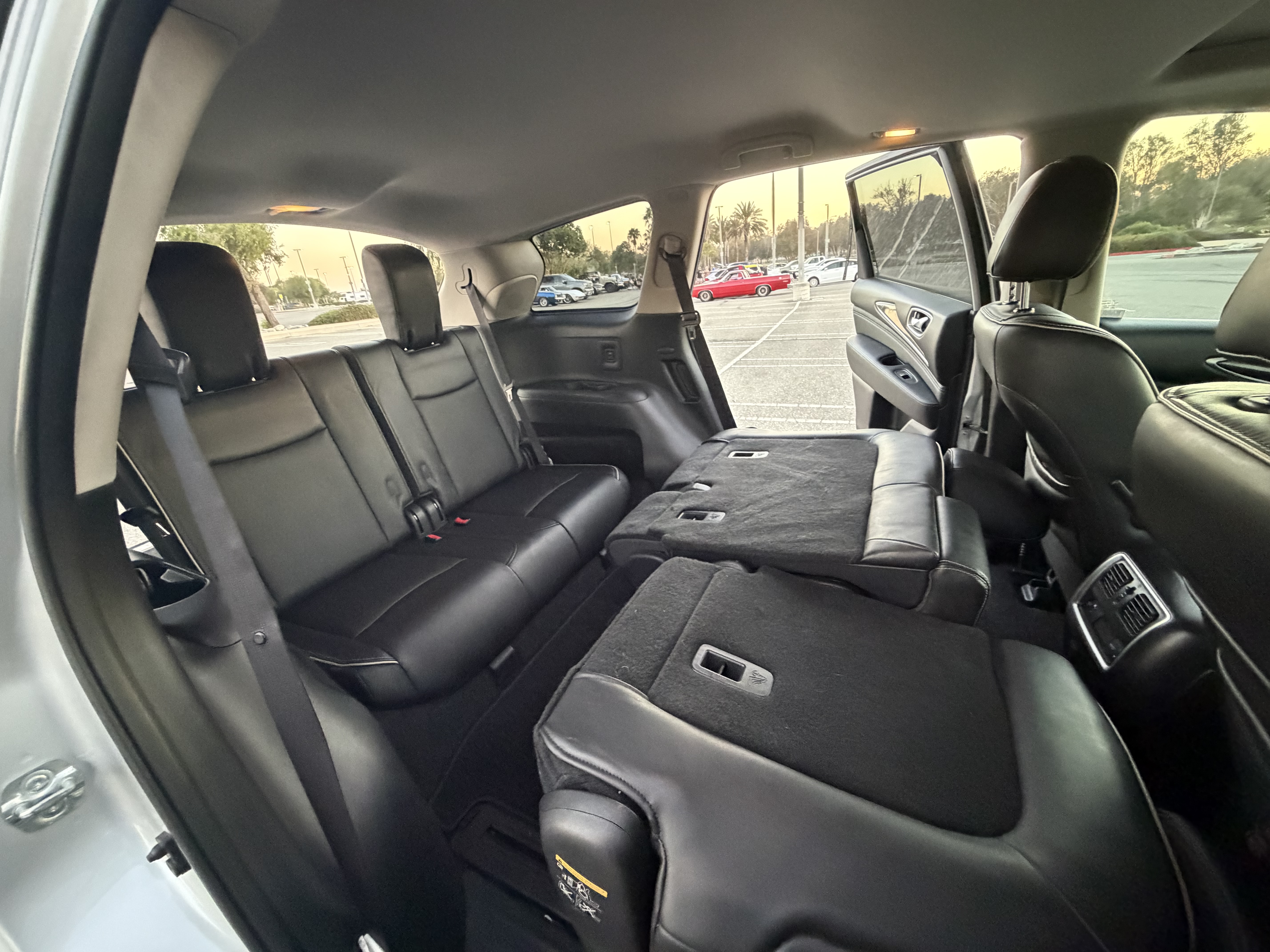 Used 2018 INFINITI QX60 Luxe AWD/4WD image 17