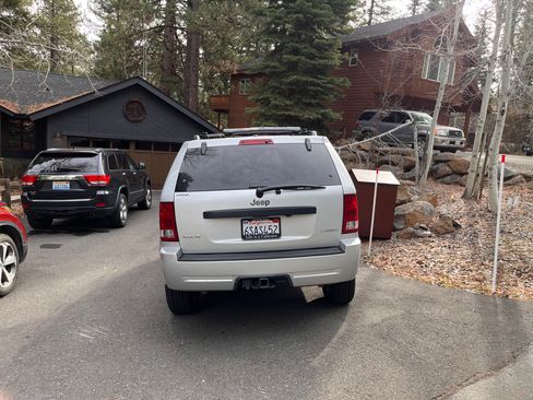 Used 2005 Jeep Grand Cherokee Laredo image 9