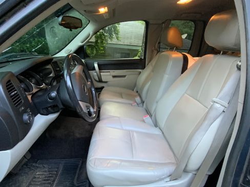 Used 2011 Chevrolet Silverado 1500 LT w/ All-Star Edition RWD image 10