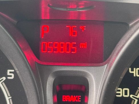 Used 2012 Ford Fiesta SES FWD image 13