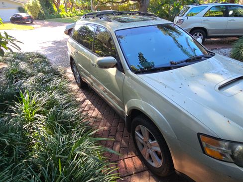Used 2005 Subaru Outback 2.5XT Limited image 4