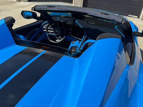 Used 2023 Chevrolet Corvette Stingray Premium Conv w/ Z51 Performance Package image 16