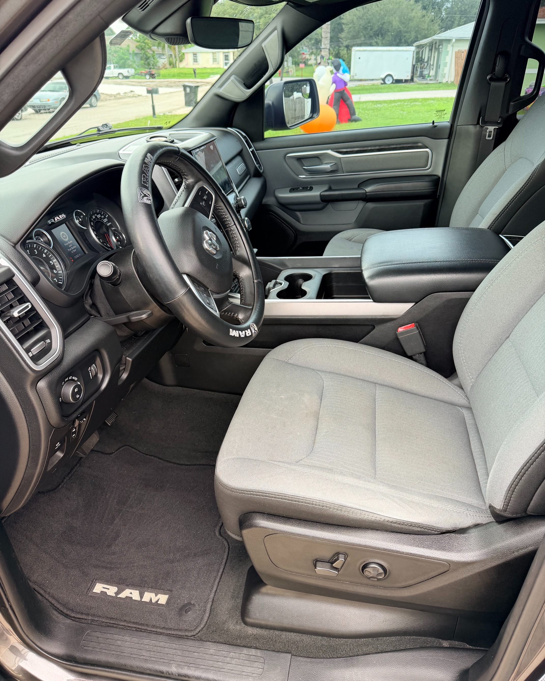 Used 2021 RAM 1500 Big Horn RWD image 9