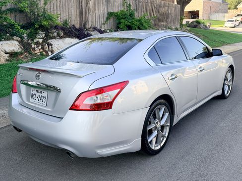 Used 2011 Nissan Maxima 3.5 SV w/ Sport Pkg FWD image 6